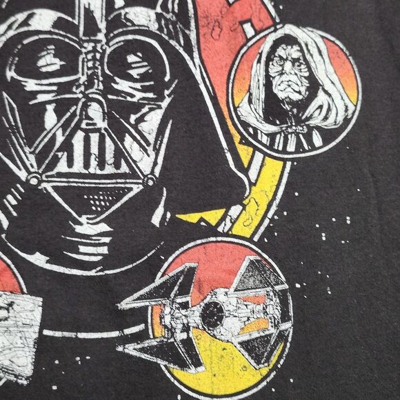 Star Wars Shirt Mens‎ Small Darth Vader Empire Graphic Tee Movie Sci-Fi - Picture 4 of 9